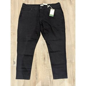 Levi Black Jeggings NWT